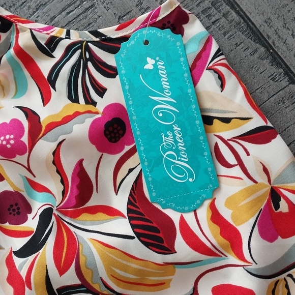 COPY - The Pioneer  woman. Print Cami Tap Set. - Picture 6 of 11